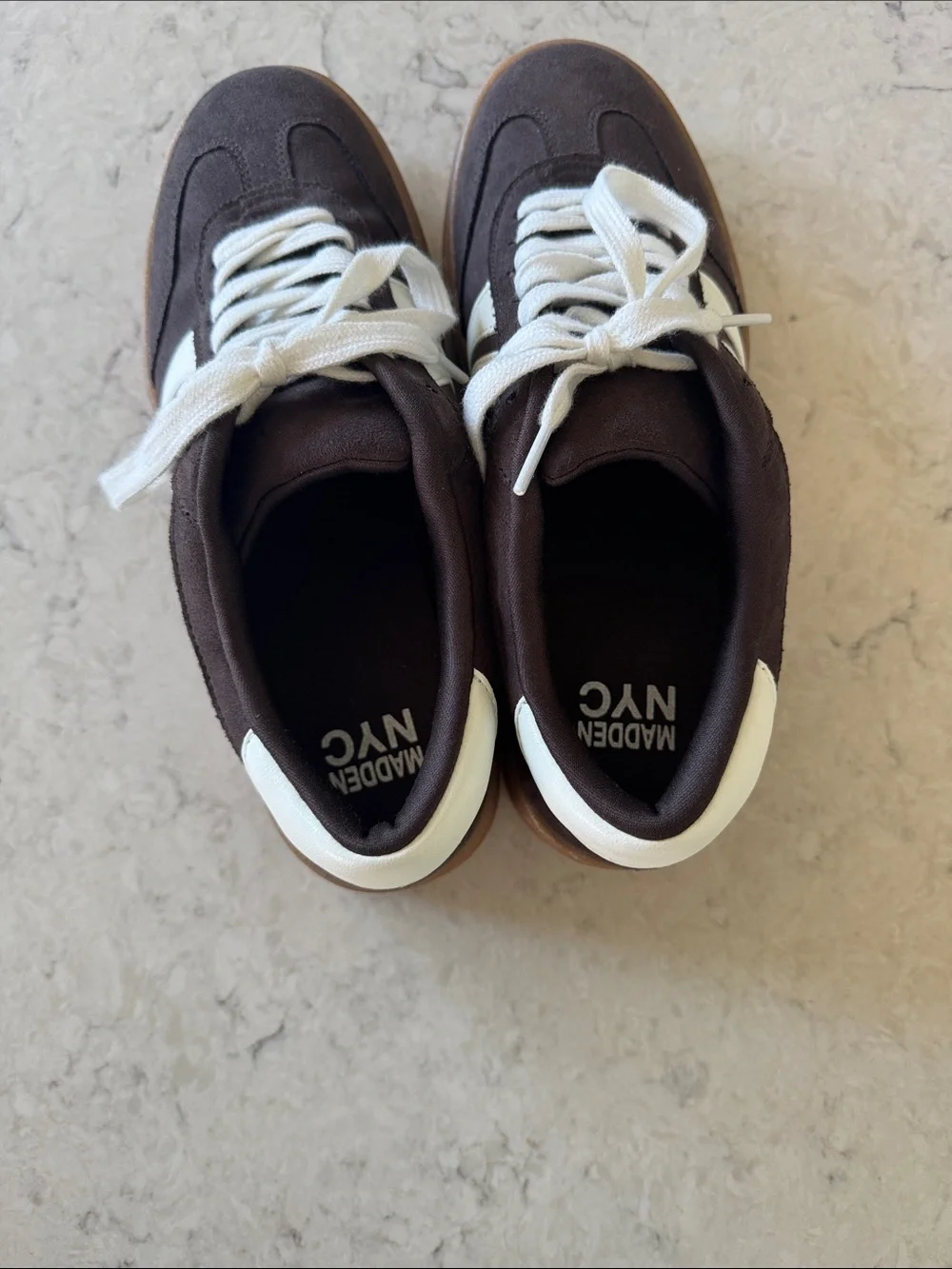 NWOT Madden NYC Platform Sneakers in Chocolate Brown with White Stripe women’s 9